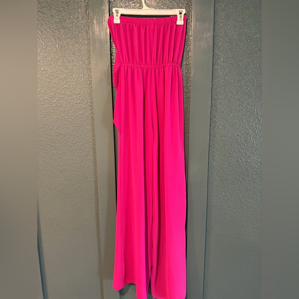 NWOT Tyche Hot Pink Jumpsuit Size M - Picture 2 of 3